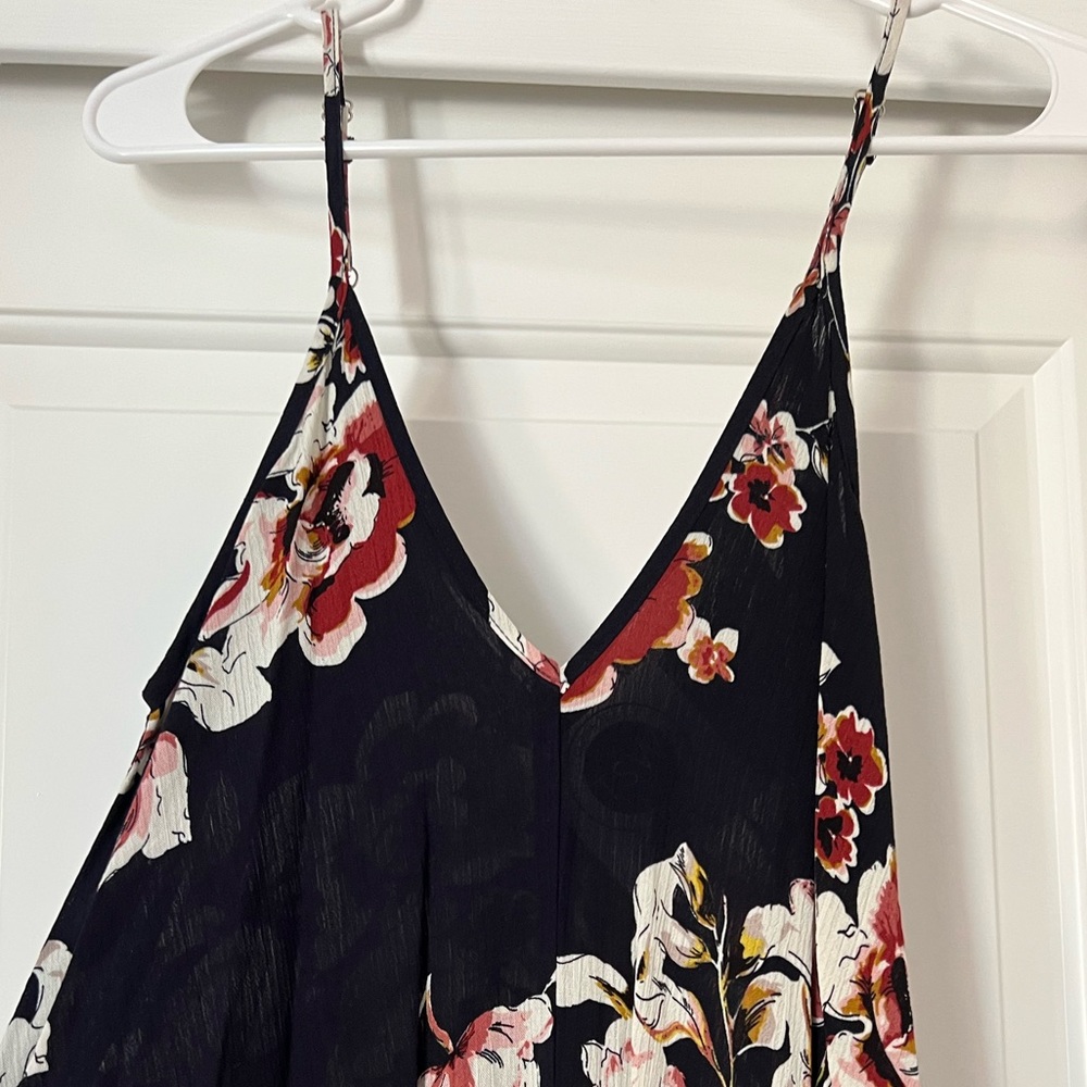Millibon USA Black Floral Maxi with Pockets NWT Size Small - Picture 2 of 7
